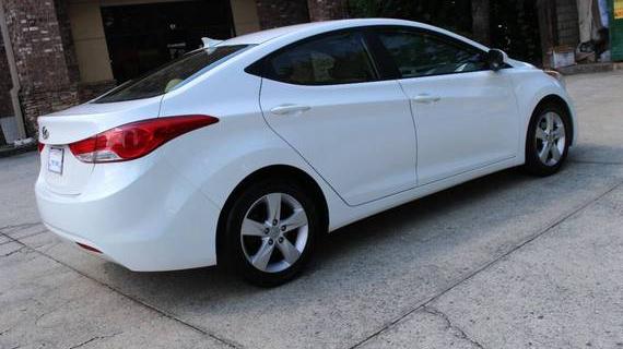 HYUNDAI ELANTRA 2013 5NPDH4AE8DH455134 image