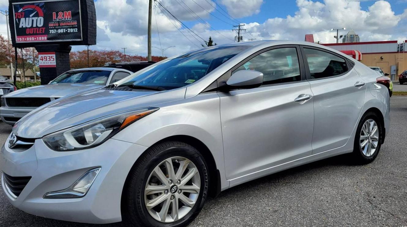 HYUNDAI ELANTRA 2014 KMHDH4AE8EU179590 image