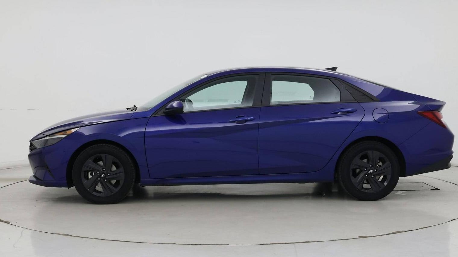 HYUNDAI ELANTRA 2022 5NPLM4AG8NH070232 image HYUNDAI ELANTRA 2022 5NPLM4AG8NH070232 image