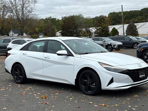 HYUNDAI ELANTRA 2022 KMHLM4AJ1NU031284 image