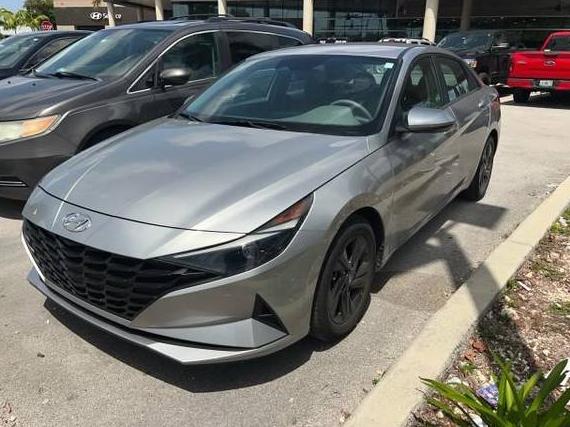 HYUNDAI ELANTRA 2022 5NPLM4AG7NH055799 image