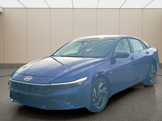 HYUNDAI ELANTRA 2025 KMHLM4DG9SU956780 image HYUNDAI ELANTRA 2025 KMHLM4DG9SU956780 image