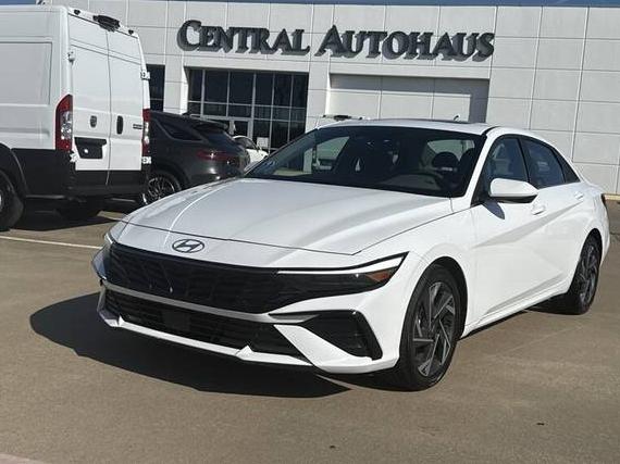 HYUNDAI ELANTRA 2025 KMHLS4DG6SU865861 image HYUNDAI ELANTRA 2025 KMHLS4DG6SU865861 image