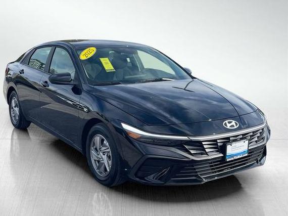 HYUNDAI ELANTRA 2025 KMHLL4DG5SU854752 image HYUNDAI ELANTRA 2025 KMHLL4DG5SU854752 image