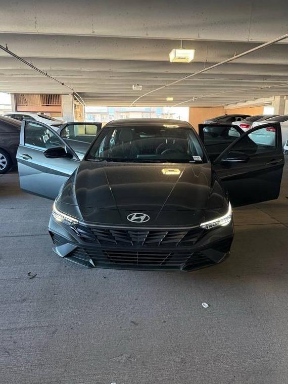 HYUNDAI ELANTRA 2025 KMHLM4DG3SU905405 image