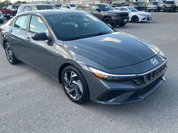 HYUNDAI ELANTRA 2025 KMHLM4DG3SU923483 image