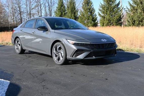 HYUNDAI ELANTRA 2025 KMHLM4DG1SU910571 image