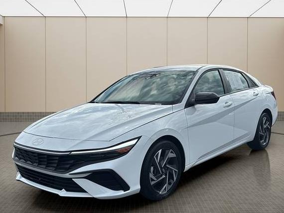 HYUNDAI ELANTRA 2025 KMHLM4DGXSU968095 image HYUNDAI ELANTRA 2025 KMHLM4DGXSU968095 image