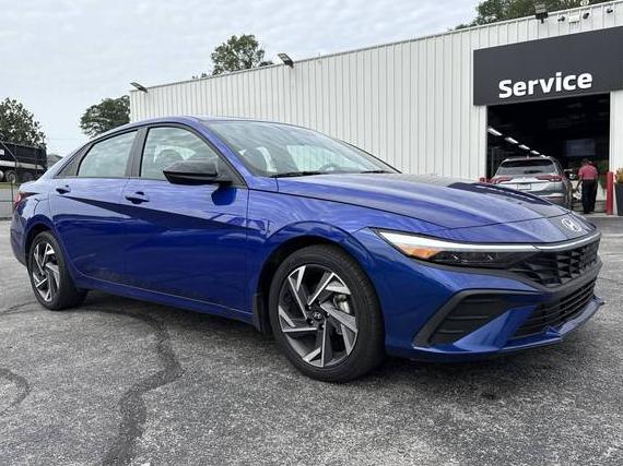 HYUNDAI ELANTRA 2025 KMHLM4DG0SU882875 image