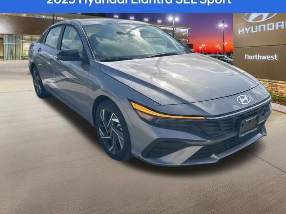 HYUNDAI ELANTRA 2025 KMHLM4DG0SU887316 image