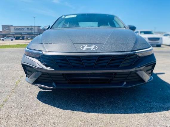 HYUNDAI ELANTRA 2025 KMHLM4DG4SU916266 image