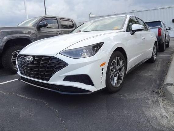 HYUNDAI SONATA 2023 KMHL64JA0PA316671 image