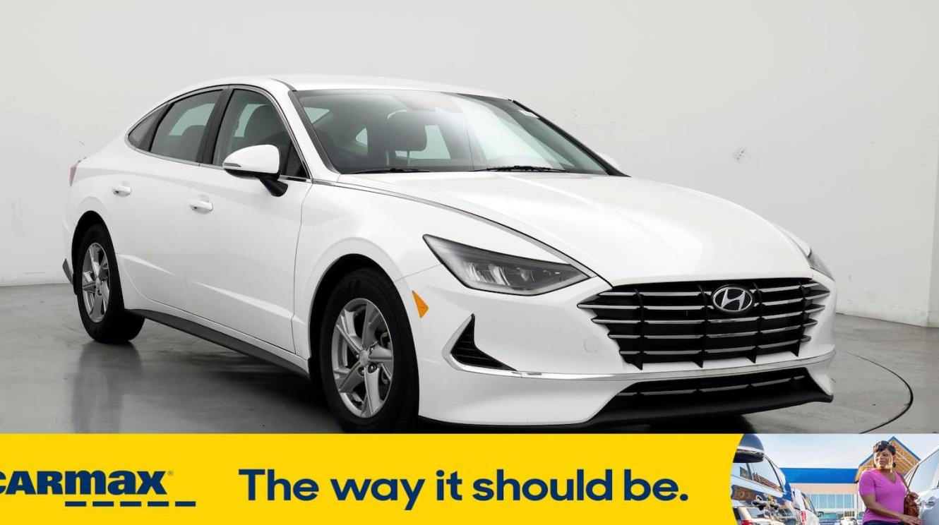 HYUNDAI SONATA 2023 KMHL24JA4PA247138 image