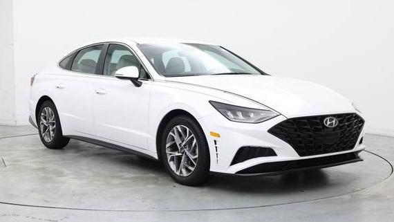 HYUNDAI SONATA 2023 KMHL64JA3PA257678 image