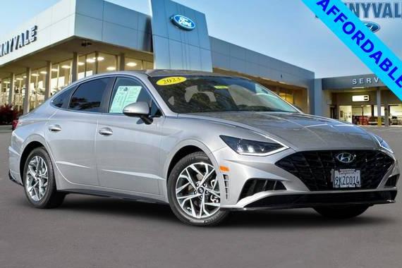 HYUNDAI SONATA 2023 KMHL64JA9PA263145 image HYUNDAI SONATA 2023 KMHL64JA9PA263145 image