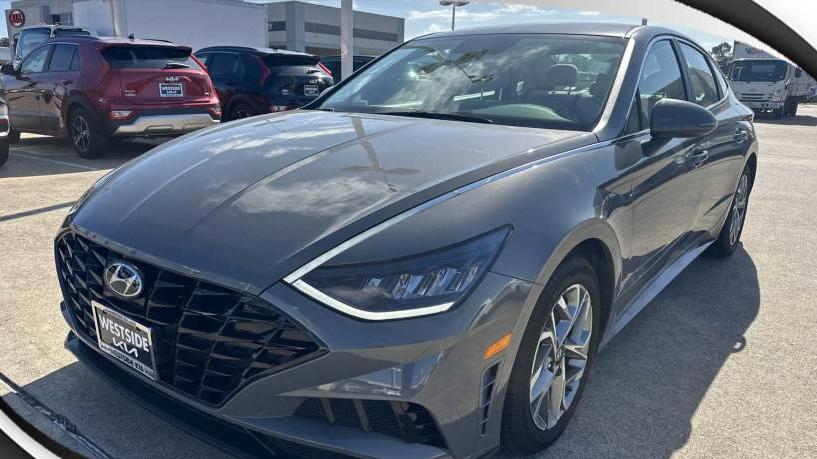 HYUNDAI SONATA 2023 KMHL64JAXPA268502 image