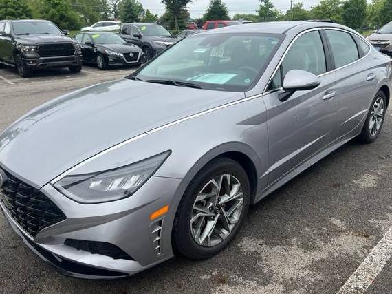 HYUNDAI SONATA 2023 KMHL64JA9PA267714 image
