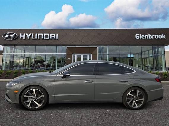 HYUNDAI SONATA 2023 KMHL44J2XPA261631 image
