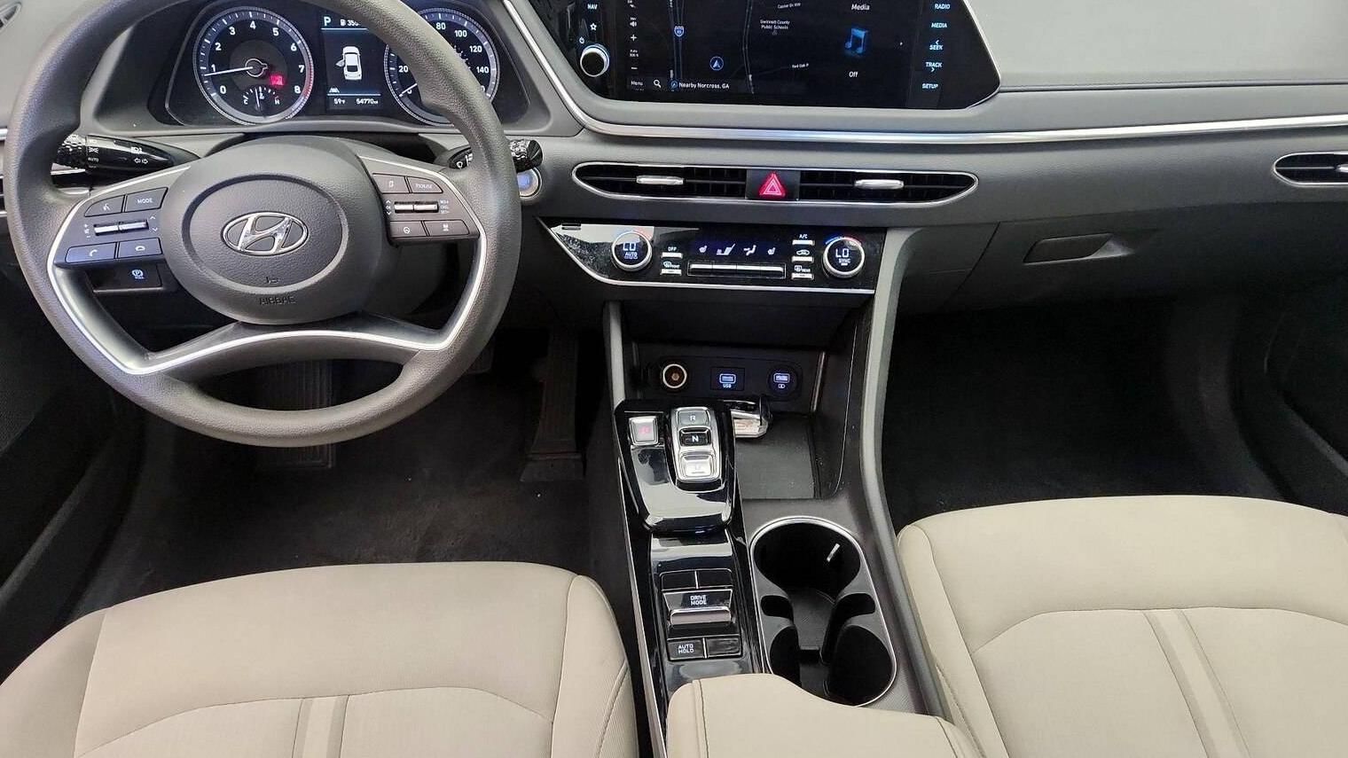 HYUNDAI SONATA 2023 KMHL64JA2PA288582 image