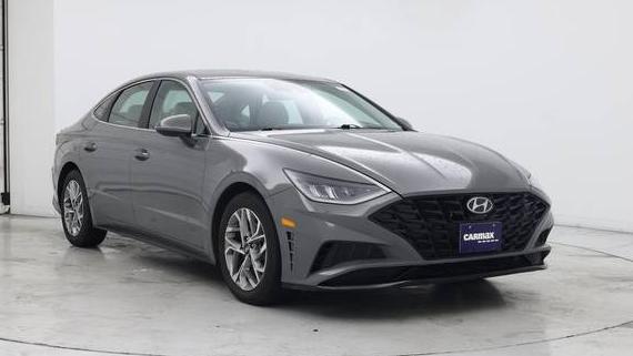 HYUNDAI SONATA 2023 KMHL64JA3PA303333 image