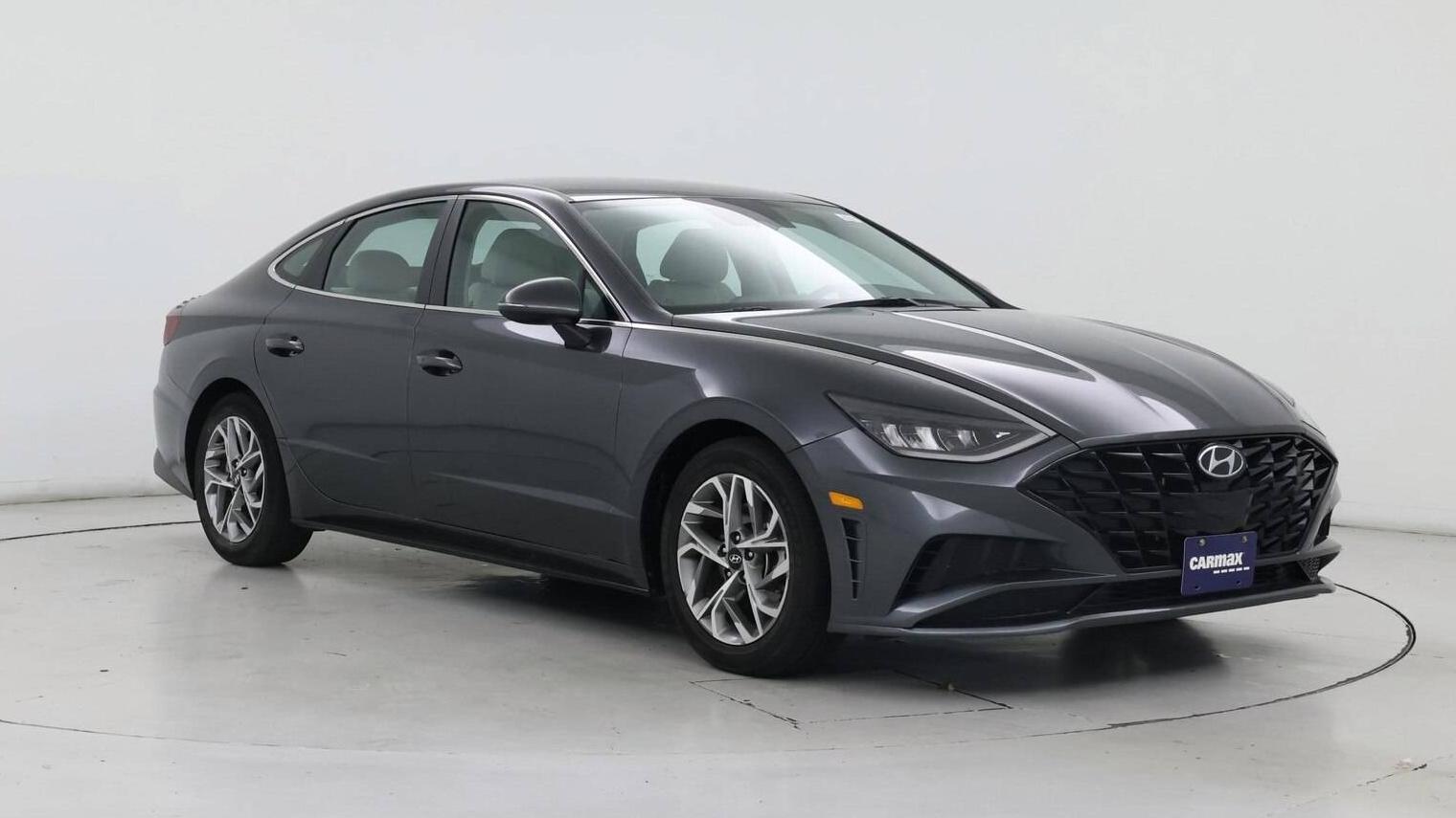 HYUNDAI SONATA 2023 KMHL64JA8PA289154 image