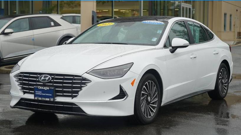 HYUNDAI SONATA 2023 KMHL54JJ9PA055673 image