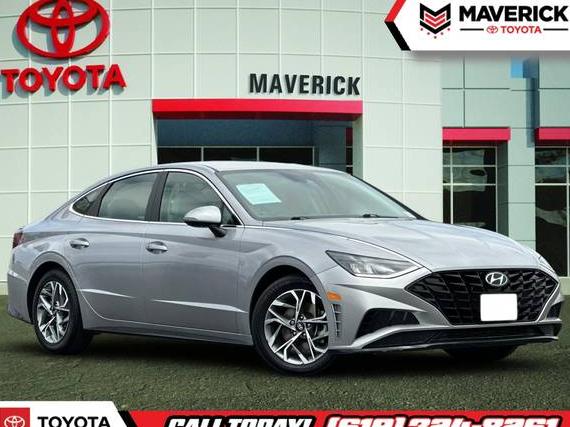 HYUNDAI SONATA 2023 KMHL64JA8PA273102 image