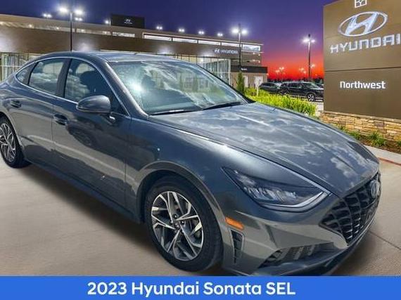 HYUNDAI SONATA 2023 KMHL64JA6PA258369 image
