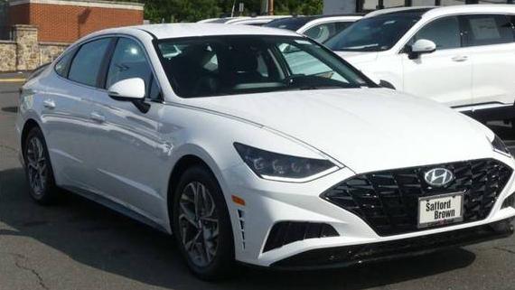 HYUNDAI SONATA 2023 KMHL64JA2PA323055 image