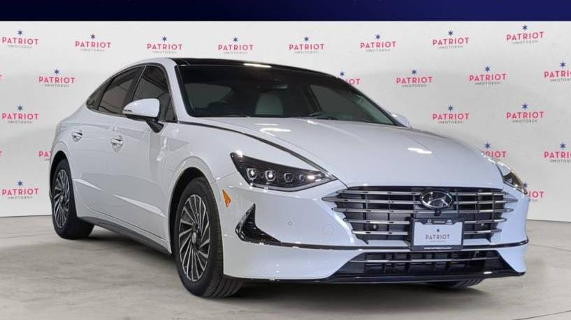 HYUNDAI SONATA 2023 KMHL54JJ2PA071973 image