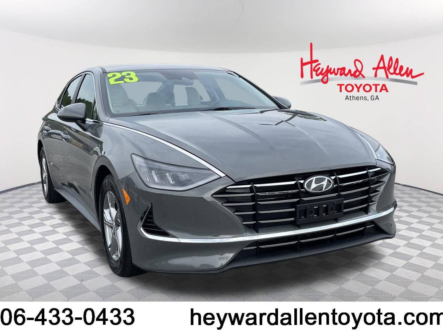 HYUNDAI SONATA 2023 KMHL24JA7PA261082 image