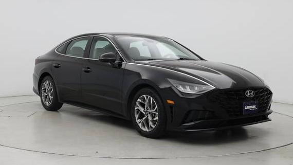 HYUNDAI SONATA 2023 KMHL64JA0PA286104 image