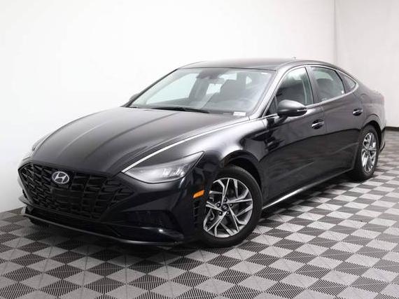 HYUNDAI SONATA 2023 KMHL64JAXPA283128 image