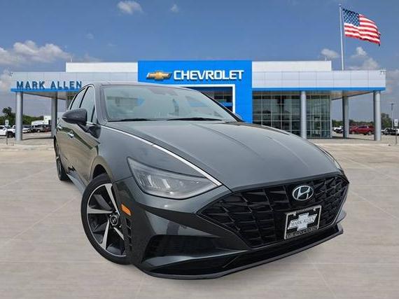 HYUNDAI SONATA 2023 KMHL44J25PA280362 image