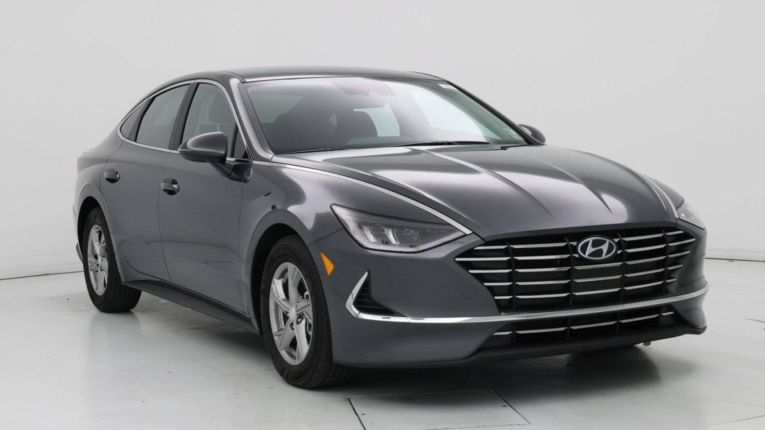 HYUNDAI SONATA 2023 KMHL24JA5PA260934 image