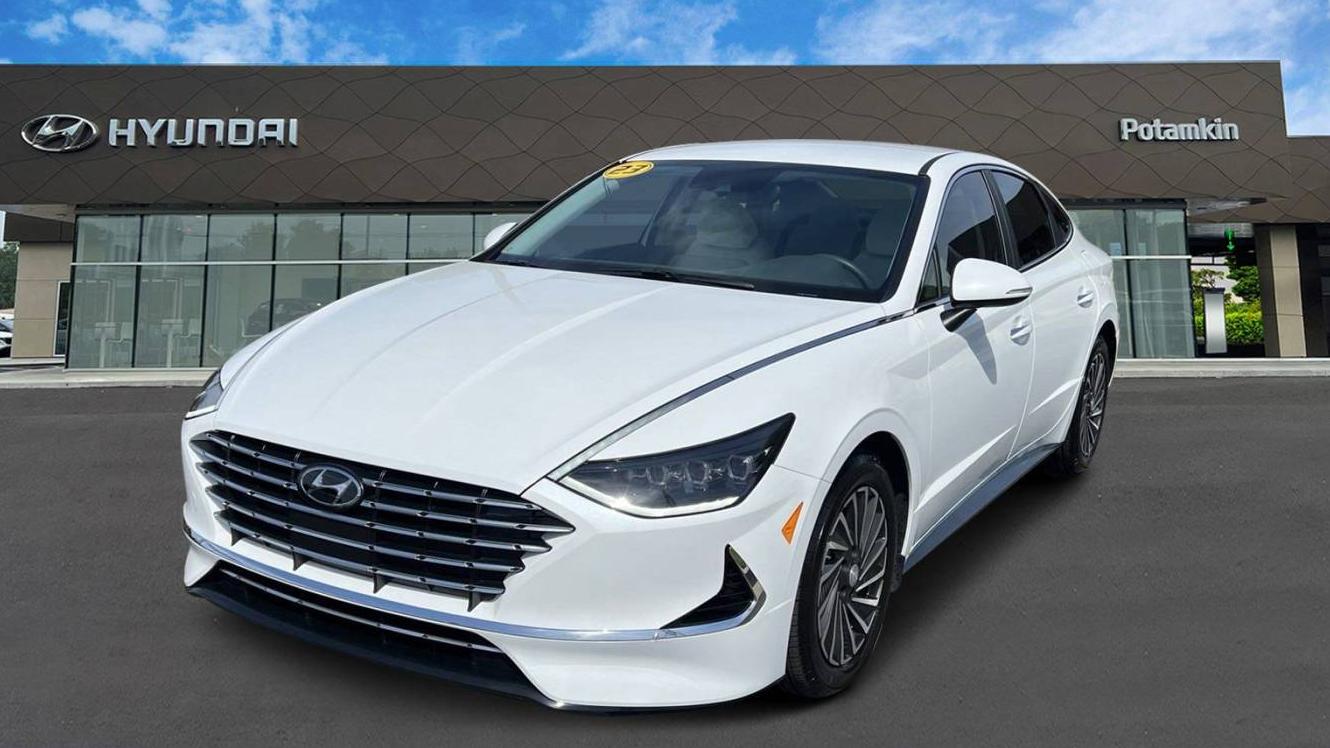 HYUNDAI SONATA 2023 KMHL34JJ1PA079441 image