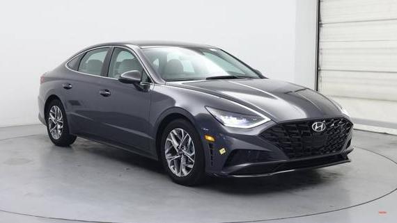 HYUNDAI SONATA 2023 KMHL64JA9PA256292 image