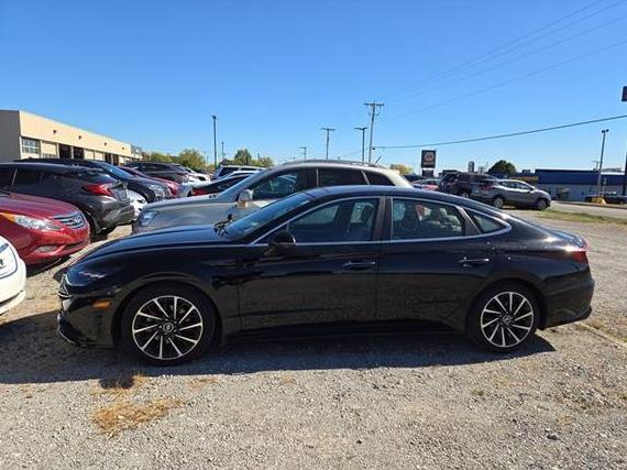 HYUNDAI SONATA 2023 KMHL34J27PA256227 image