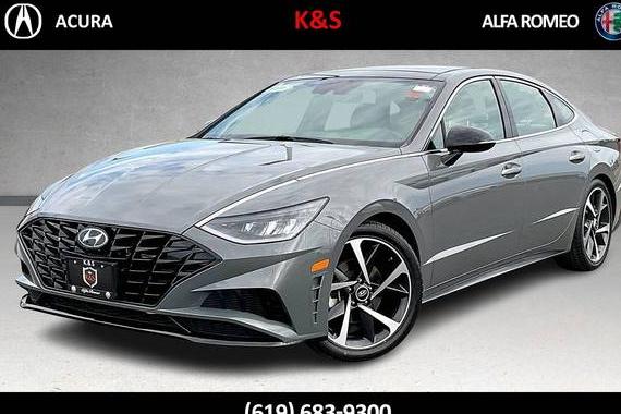 HYUNDAI SONATA 2023 KMHL44J25PA280023 image