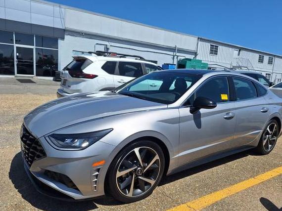 HYUNDAI SONATA 2023 KMHL44J29PA272670 image