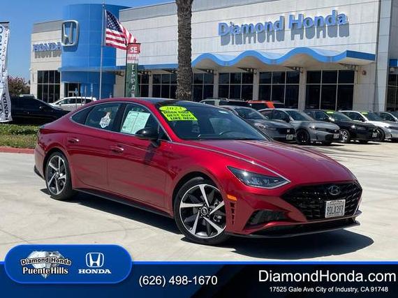 HYUNDAI SONATA 2023 KMHL44J25PA267496 image