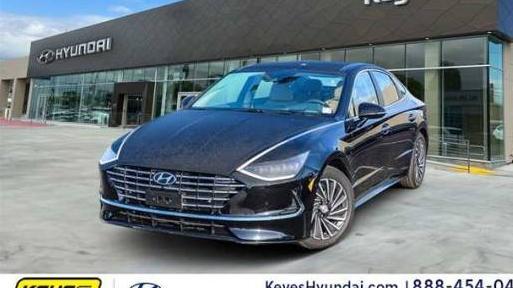 HYUNDAI SONATA 2023 KMHL54JJ8PA075462 image