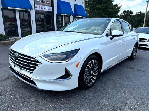 HYUNDAI SONATA 2023 KMHL54JJ7PA056000 image
