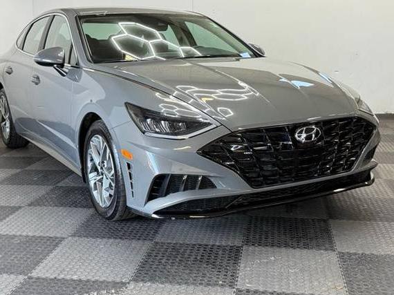 HYUNDAI SONATA 2023 KMHL64JA9PA248290 image