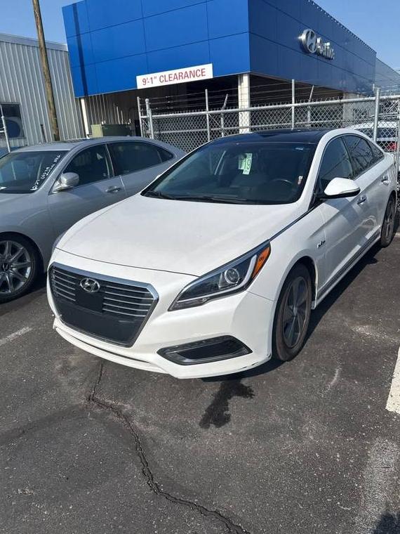 HYUNDAI SONATA 2016 KMHE34L10GA009726 image