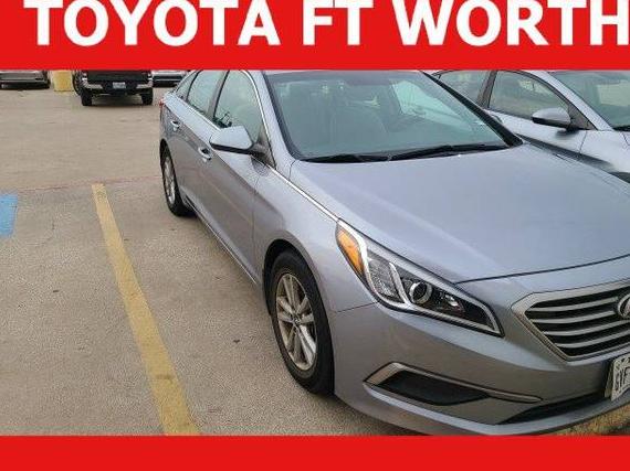HYUNDAI SONATA 2016 5NPE24AF1GH352804 image