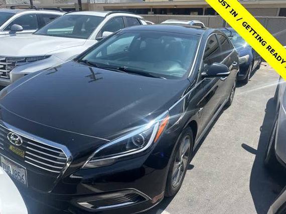 HYUNDAI SONATA 2016 KMHE54L22GA031679 image