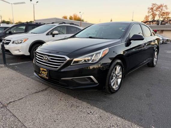 HYUNDAI SONATA 2016 5NPE24AF1GH281359 image