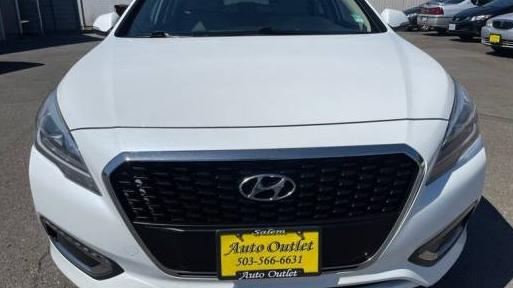 HYUNDAI SONATA 2016 KMHE24L19GA012188 image