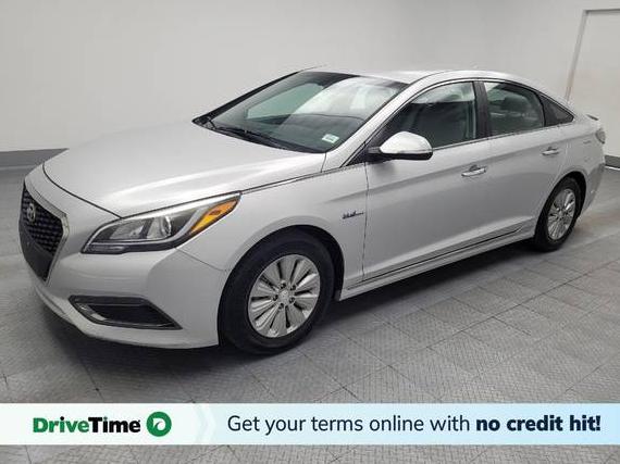 HYUNDAI SONATA 2016 KMHE24L10GA039652 image